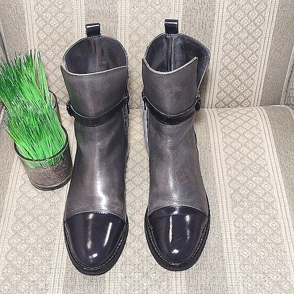 Stelle Monelle Italian Color Block Leather Bootie - Picture 3 of 16